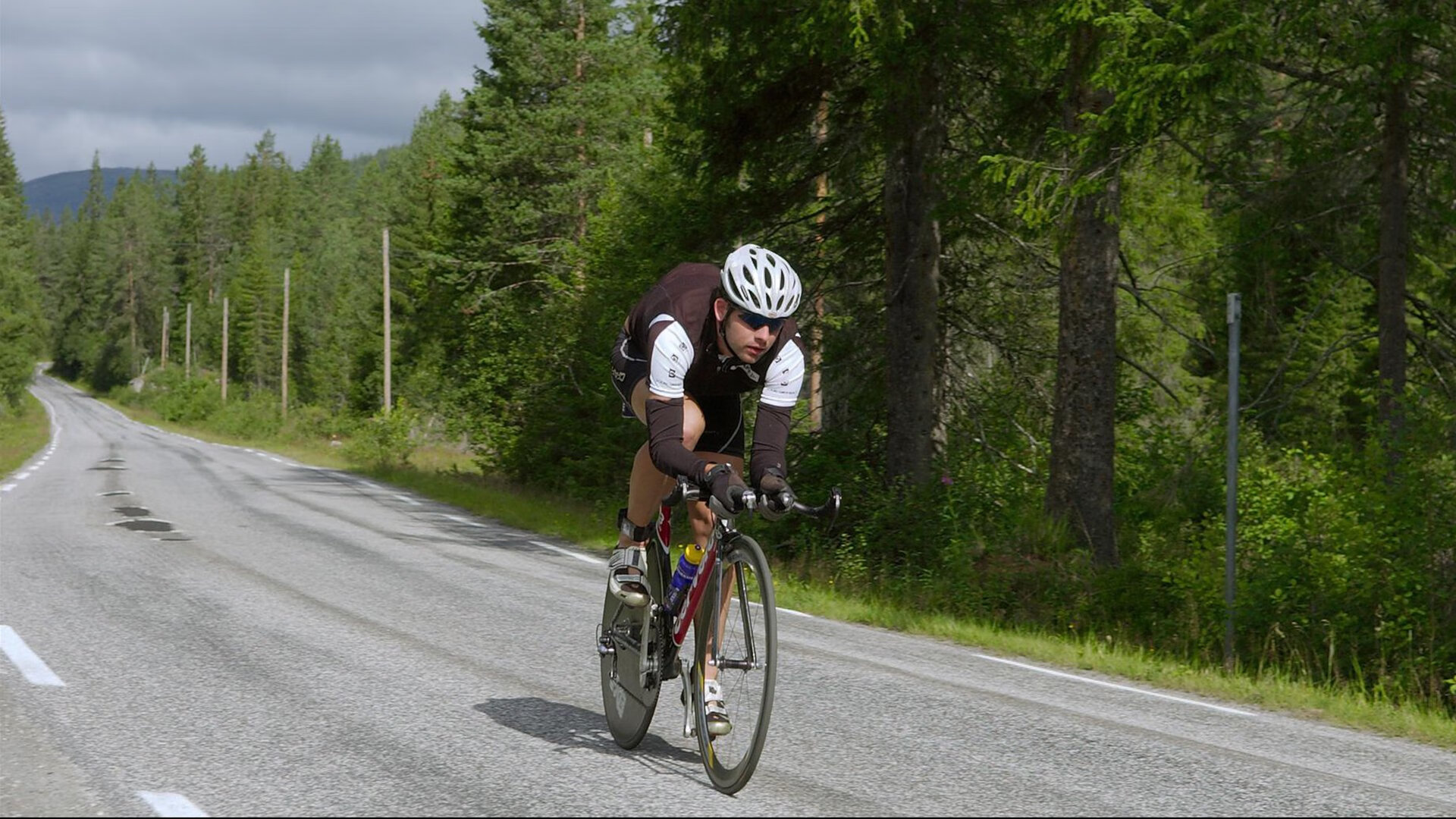 乐鱼体育下载app官网-中国篮球少年正在崛起，中国少年打篮球